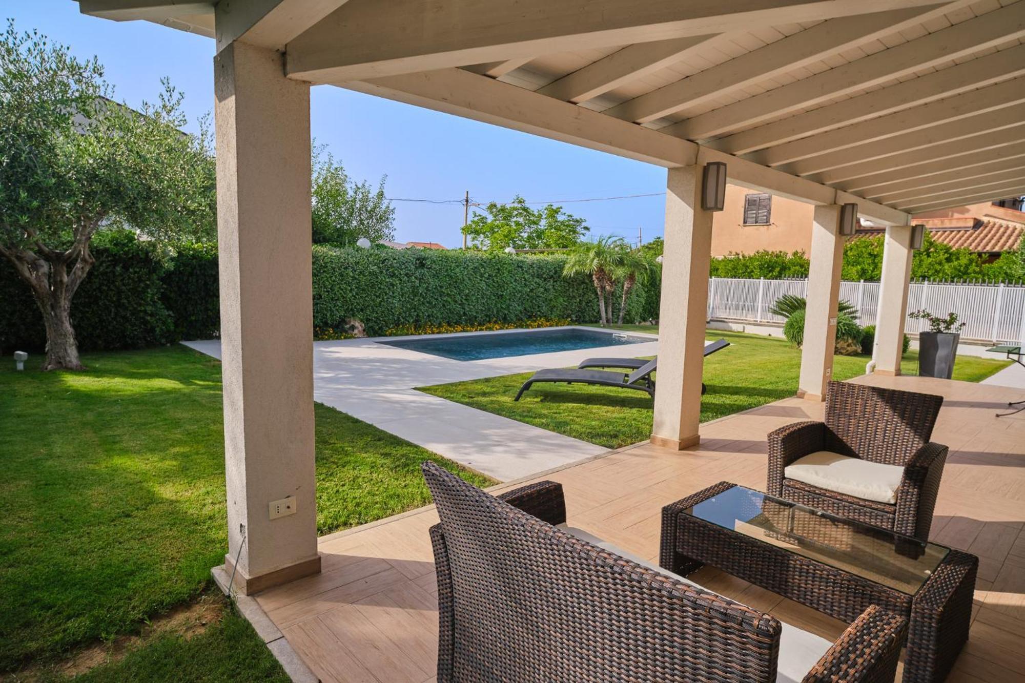 Villa Sicilia Ласкарі Екстер'єр фото